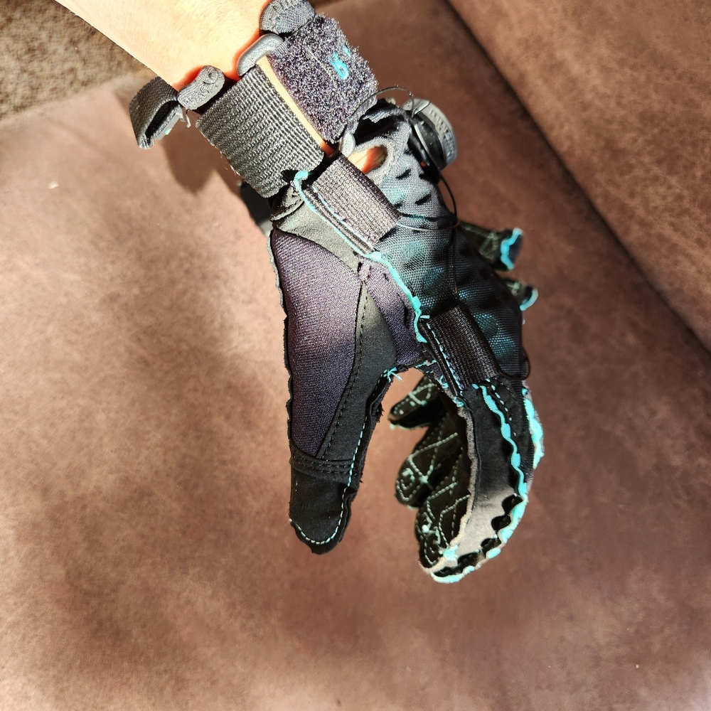 Radar Vapor K Inside Out Boa Women's Water Sport Gloves | Small - Picture 6 of 6